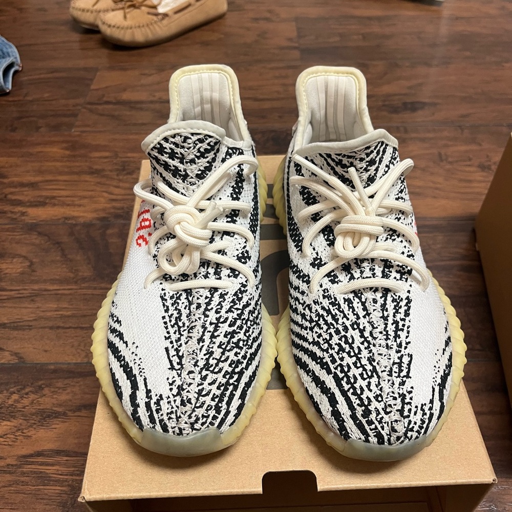 YEEZY 350 Zebra’s